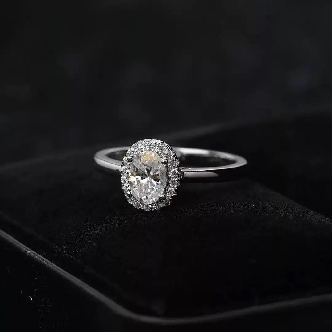 Hepburn Oval Moissanite Ring – 2 Carat Luxury Halo Design