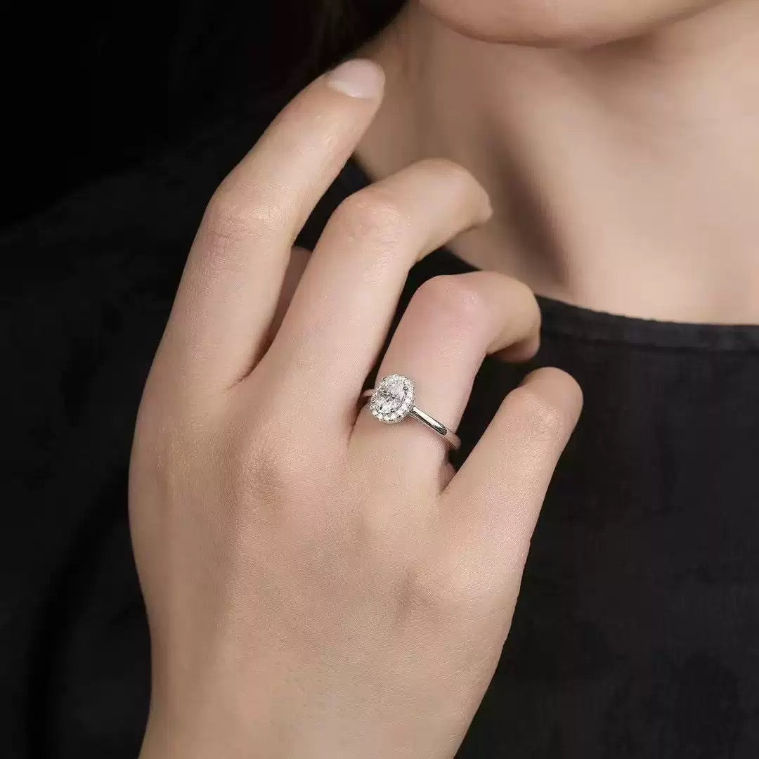 Hepburn Oval Moissanite Ring – 2 Carat Luxury Halo Design