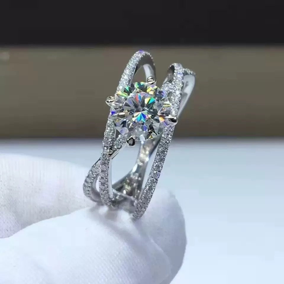 1 Carat Moissanite Engagement Ring – D Color | S925 Silver | Luxury Wedding Ring